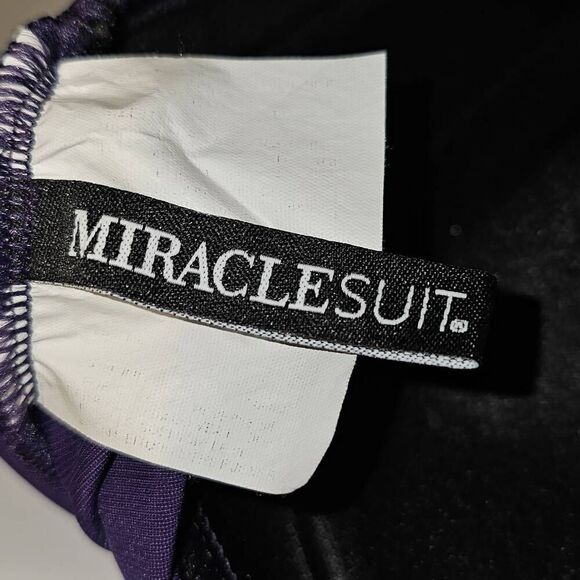 Miraclesuit Womens Purple One Piece Swimsuit 14 Large - Picture 4 of 4
